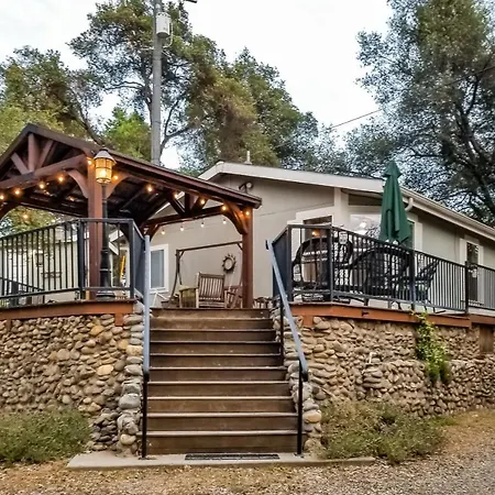 Out In The Wild Villa Oakhurst Exterior photo